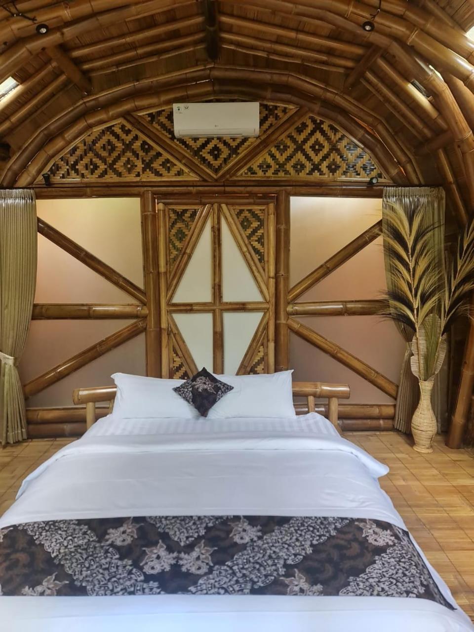 The Osing Bamboo Resort - A Liberta Collection Баньювангі Екстер'єр фото